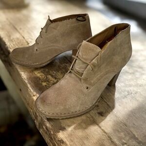 Sonoma Boots Women 8.5 Sierra Suede Lace Up Heeled Ankle Bootie Tan Western Boho